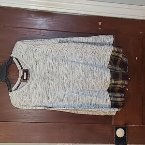 Maurices lightweight top size 1